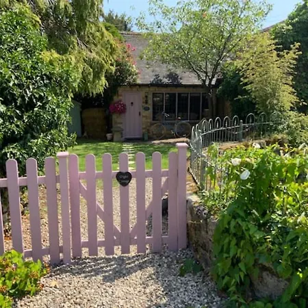 Piglet Cottage Pebworth Exterior photo