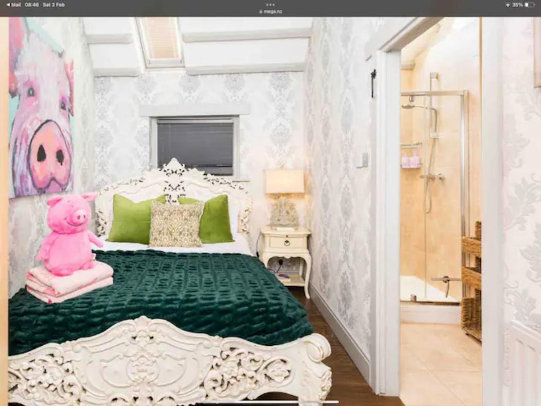 Holiday home Piglet Pebworth